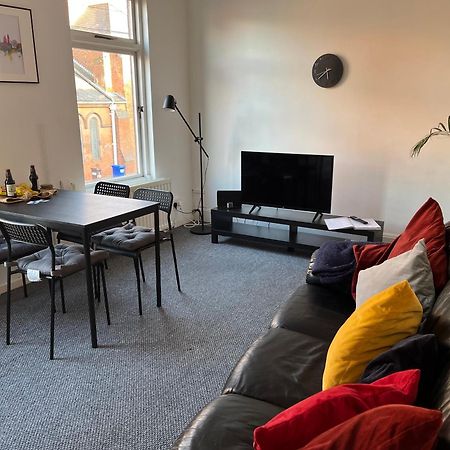 Loganberry Apartment Belfast Esterno foto